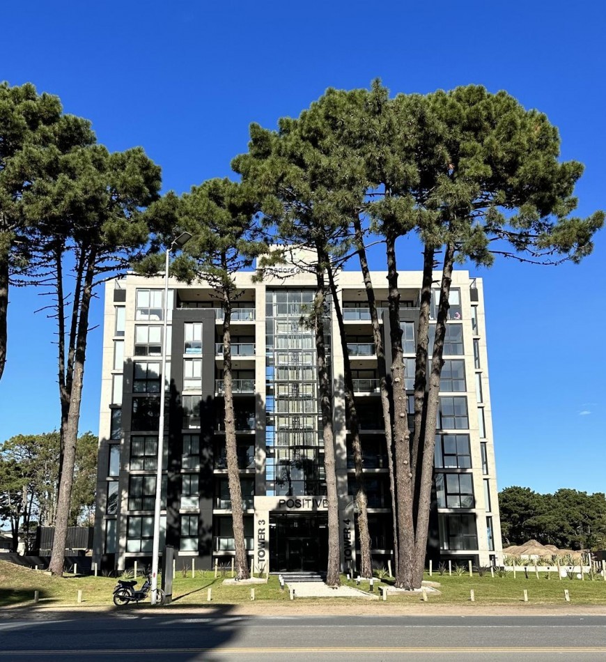 DEPARTAMENTO POSITIVE TOWER III Y IV PINAMAR 3 AMB FRENTE COCHERA CUBIERTA 