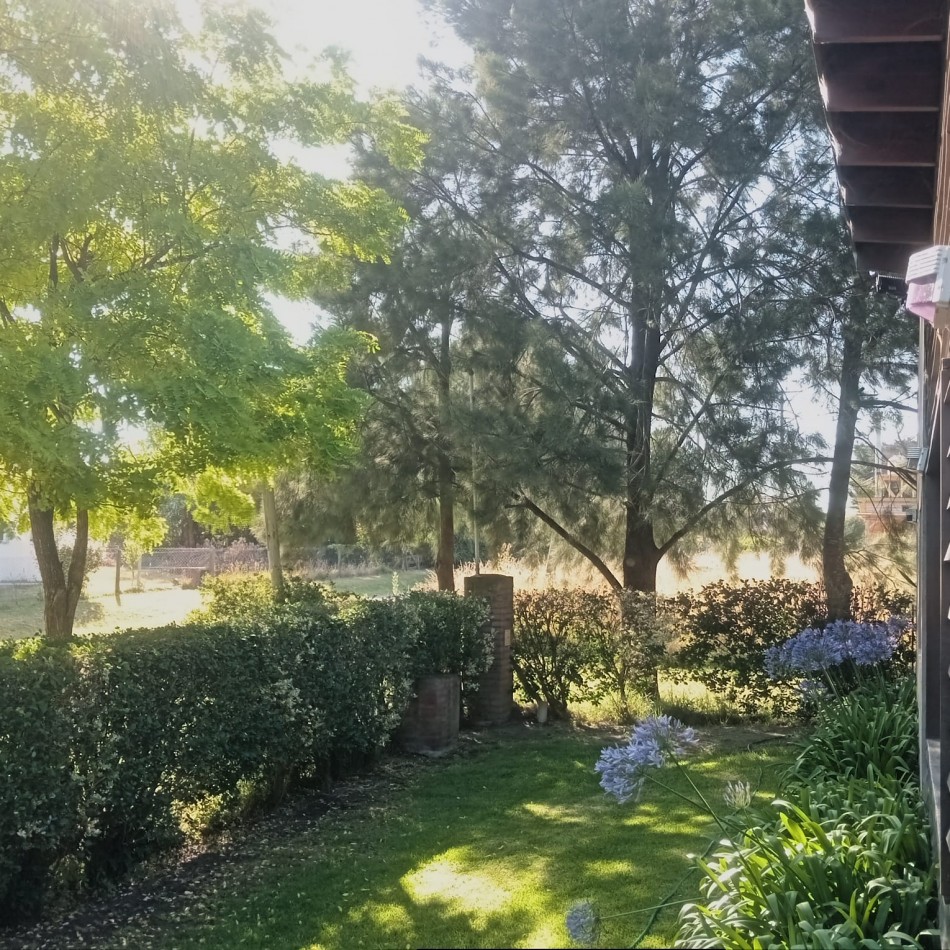 VENTA CASA 4 AMBIENTES ACANTILADOS 