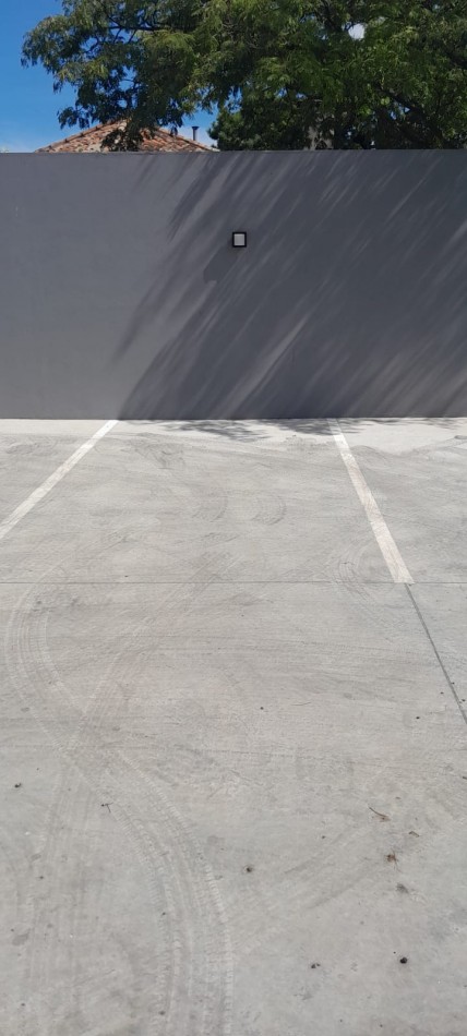 DEPARTAMENTO 2 AMB CONTRAFRENTE CON BALCON VILLA PRIMERA COCHERA 