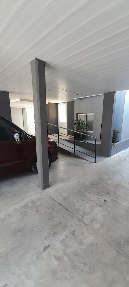 DEPARTAMENTO 2 AMB CONTRAFRENTE CON BALCON VILLA PRIMERA COCHERA 