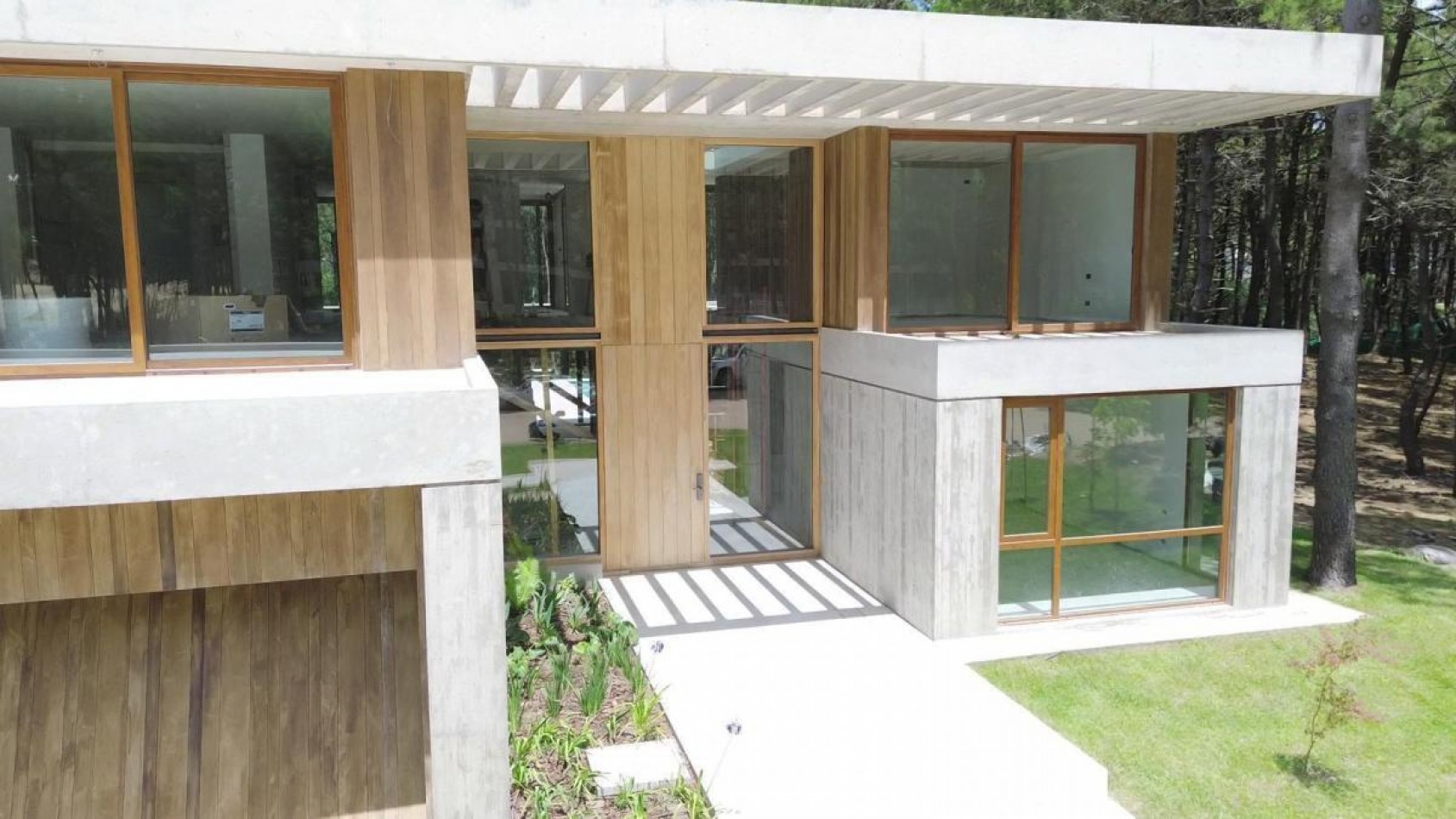 VENTA CASA AMEGHINO 7 AMBIENTES A ESTRENAR PINAMAR NORTE 