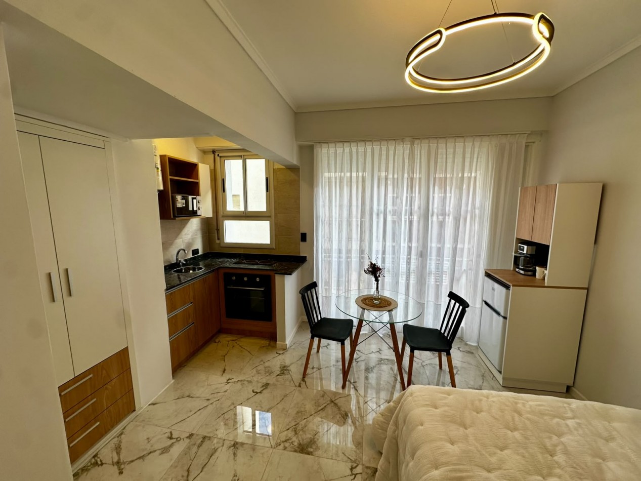 DEPARTAMENTO 1 AMBIENTE LATERAL BALCON FRANCES VISTA AL MAR RECICLADO ZONA LAS TOSCAS