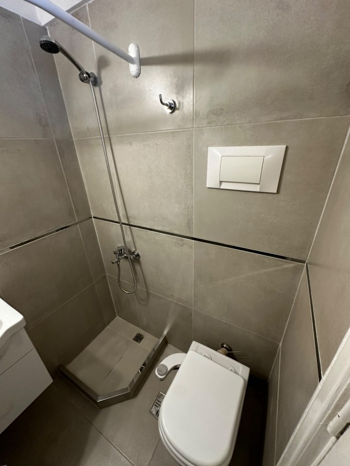 DEPARTAMENTO 1 AMBIENTE LATERAL BALCON FRANCES VISTA AL MAR RECICLADO ZONA LAS TOSCAS