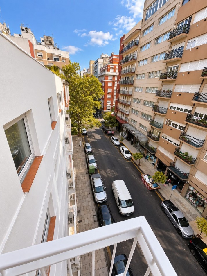 VENTA DEPARTAMENTO DOS AMBIENTESAL FRENTE CON BALCON RECICLADO CENTRO 