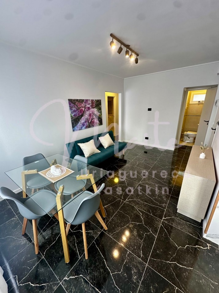 VENTA DEPARTAMENTO 3 AMBIENTES EXTERNO CON BALCON RECICLADO PLAZA MITRE 