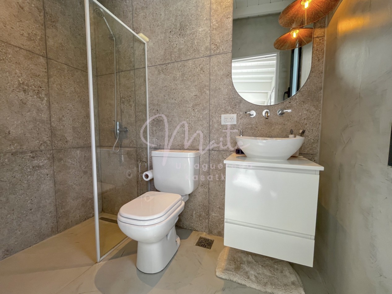 VENTA CASA 4 AMBIENTES LOS PINARES JARDIN PISCINA CLIMATIZADA 