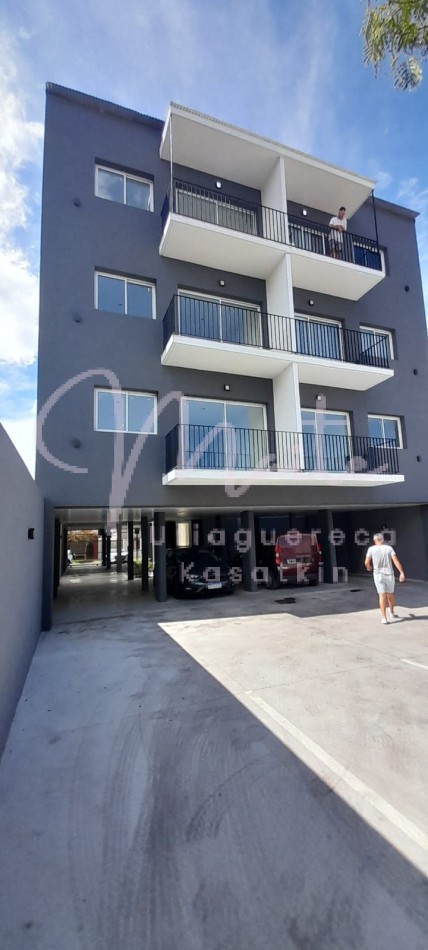 DEPARTAMENTO 2 AMB CONTRAFRENTE CON BALCON VILLA PRIMERA COCHERA 