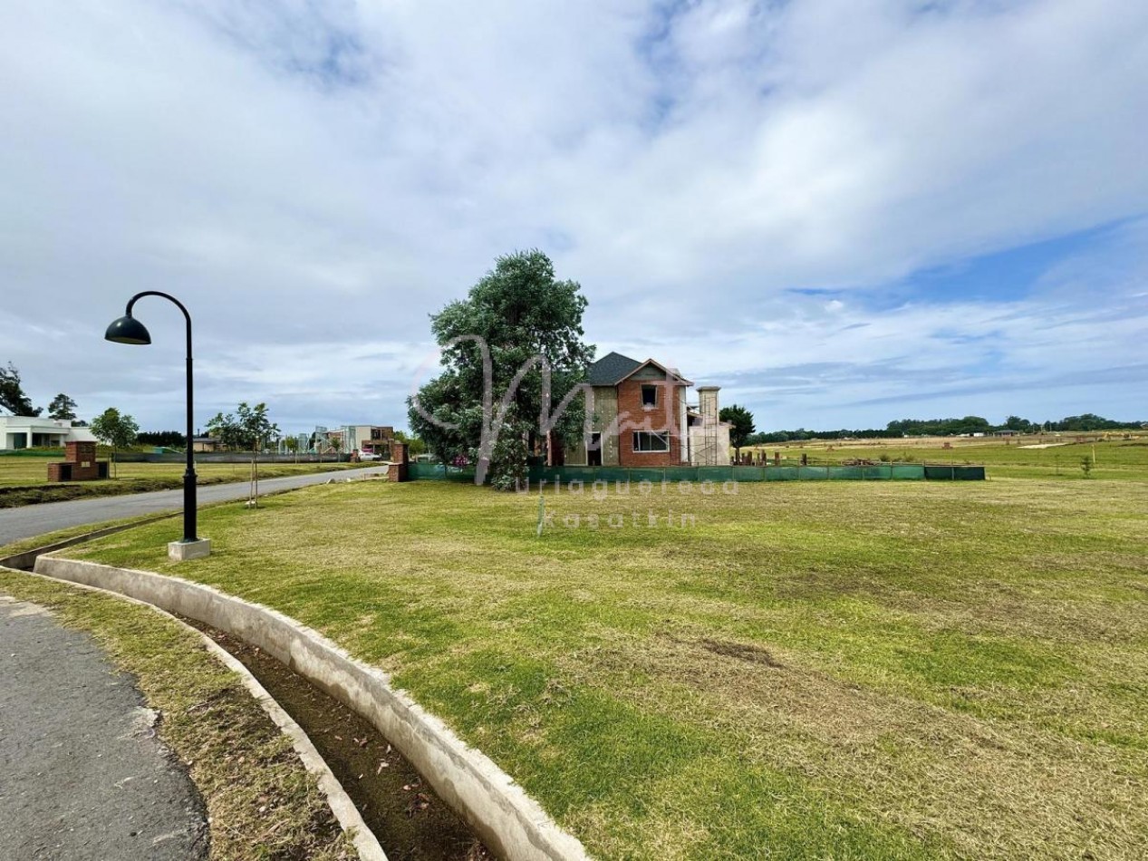 Lote "Casonas del Haras" Casuarina 38 Acantilados Mar del Plata 
