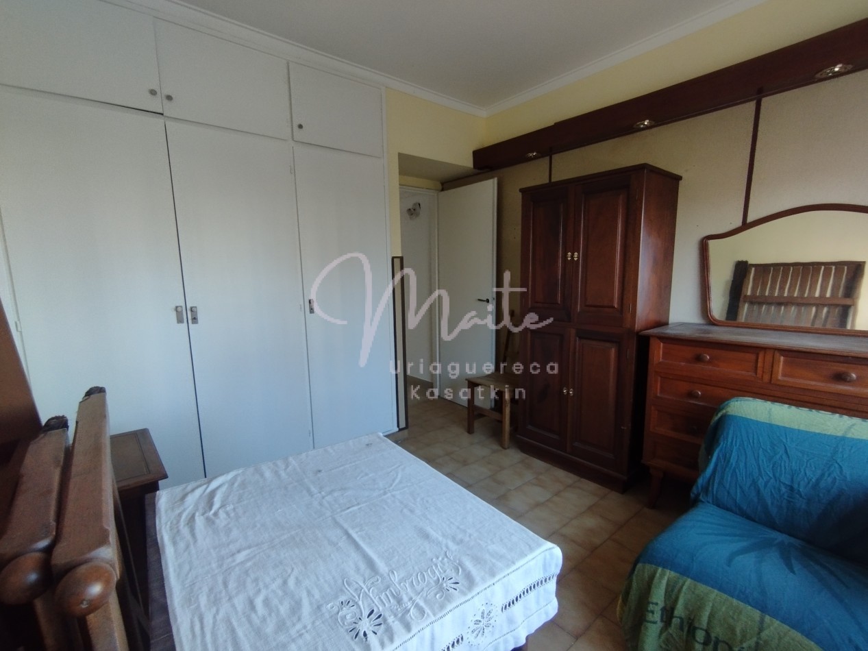 DEPARTAMENTO 2 AMBIENTES CON BALCON AL FRENTE ZONA CENTRO 