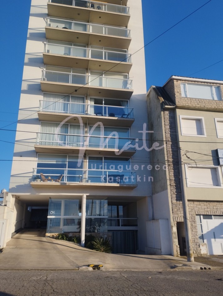 ALQUILER 24 MESES DEPARTAMENTO 4 AMBIENTES VISTA PLENA AL MAR PUNTA MOGOTES COCHERA