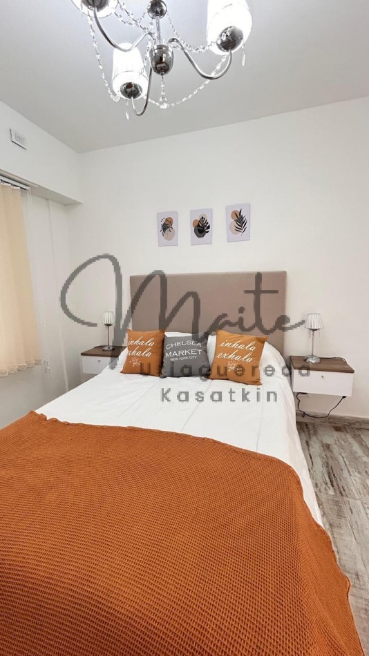 VENTA  DEPARTAMENTO 2 AMBIENTES CON DEPENDENCIA AL  FRENTE CON BALCON  RECICLADO ZONA CENTRO  OPCION COCHERA  