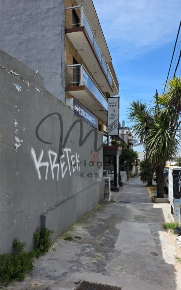 VENTA HOTEL ZONA LA PERLA  IDEAL INVERSORES 