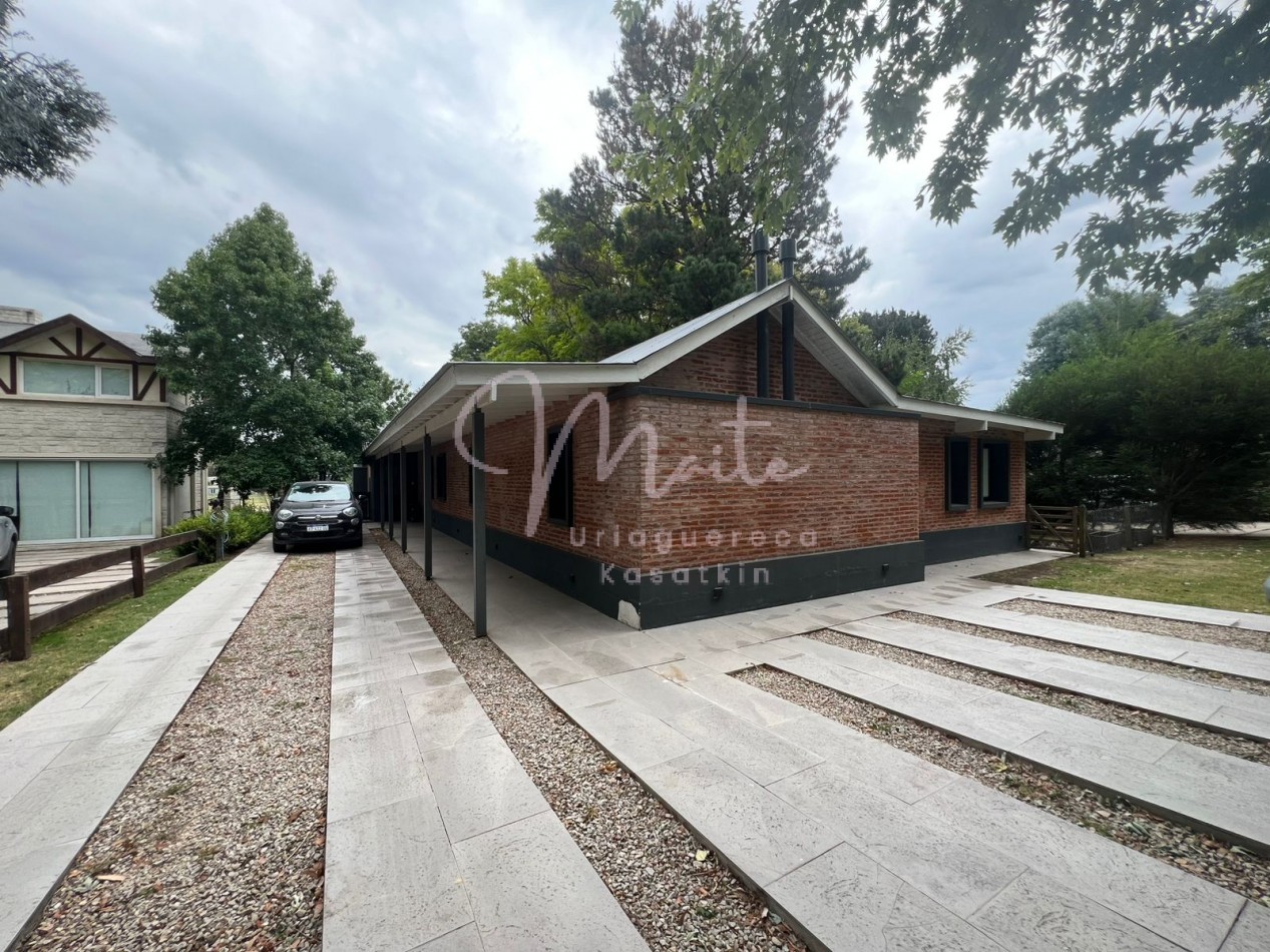 VENTA CASA 4 AMBIENTES BARRIO PRIVADO ARENAS DEL SUR Lote 179  