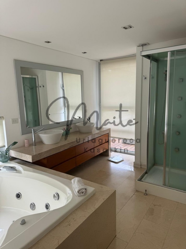 CASA 5 AMBIENTES BARRIO PRIVADO RUMENCO