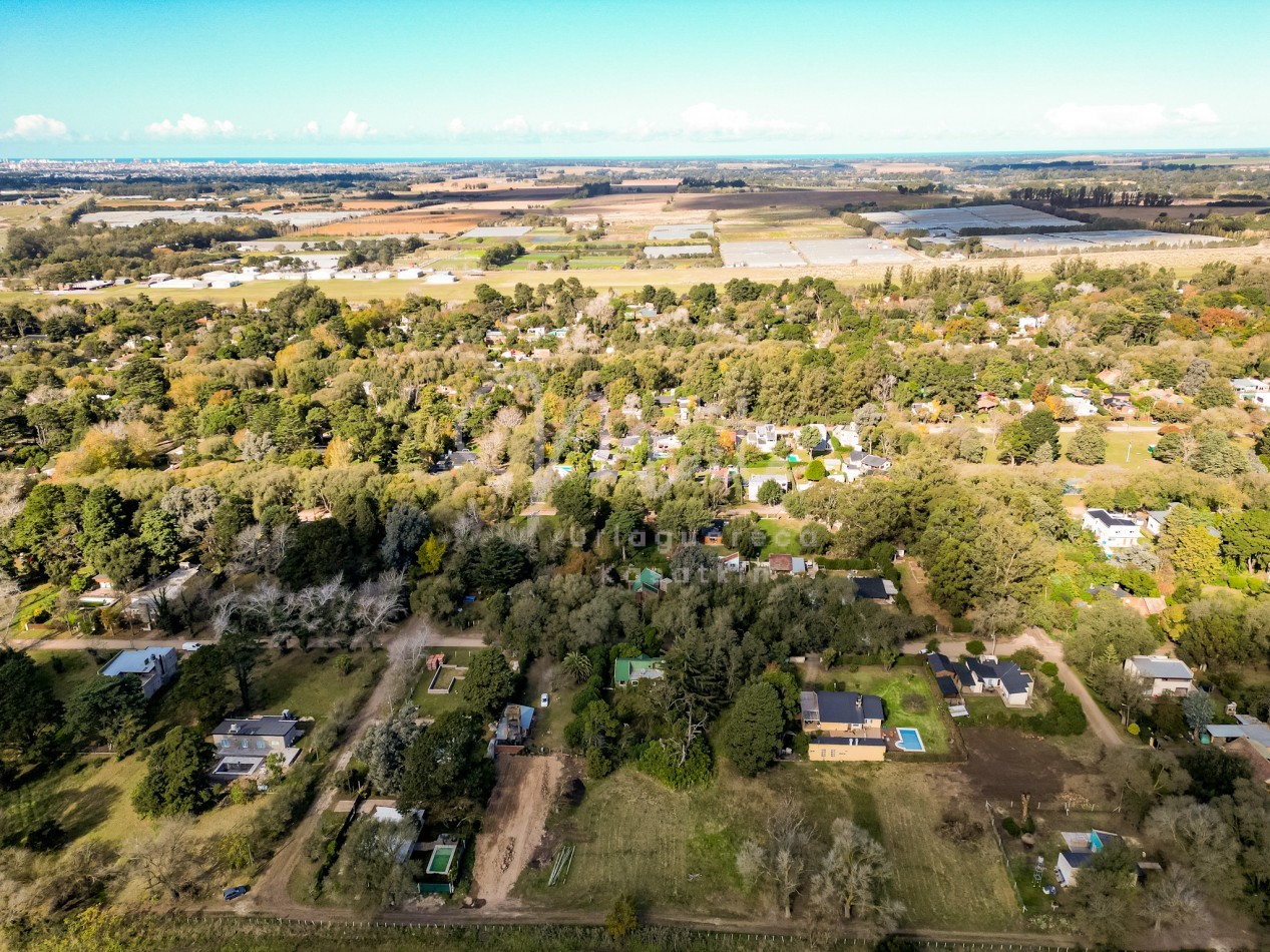 LOTE 608M2  BARRIO COLINALEGRE RUTA 88 KM 9 Y MEDIO ESQUINA EL CARPINTERO Y LA GAVIOTA 