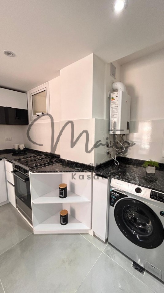 VENTA DEPARTAMENTO 3 AMBIENTES AL FRENTE CON BALCON RECICLADO ZONA CENTRO