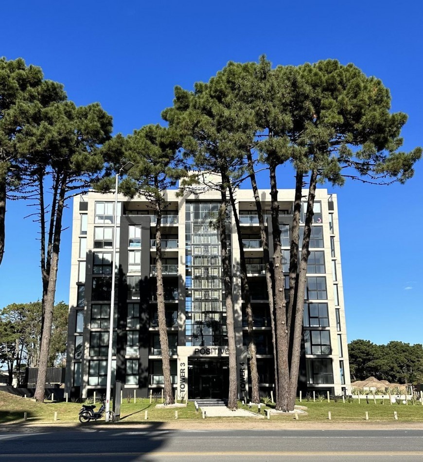 DEPARTAMENTO 3 AMBIENTES POSITIVE TOWER III Y IV PINAMAR FRENTE COCHERA CUBIERTA 