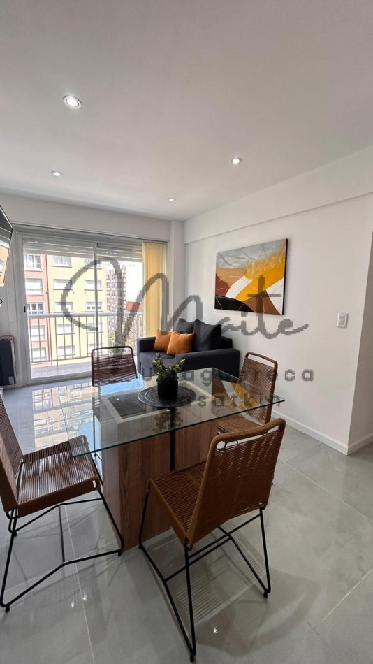 VENTA DEPARTAMENTO 3 AMBIENTES AL FRENTE CON BALCON RECICLADO ZONA CENTRO