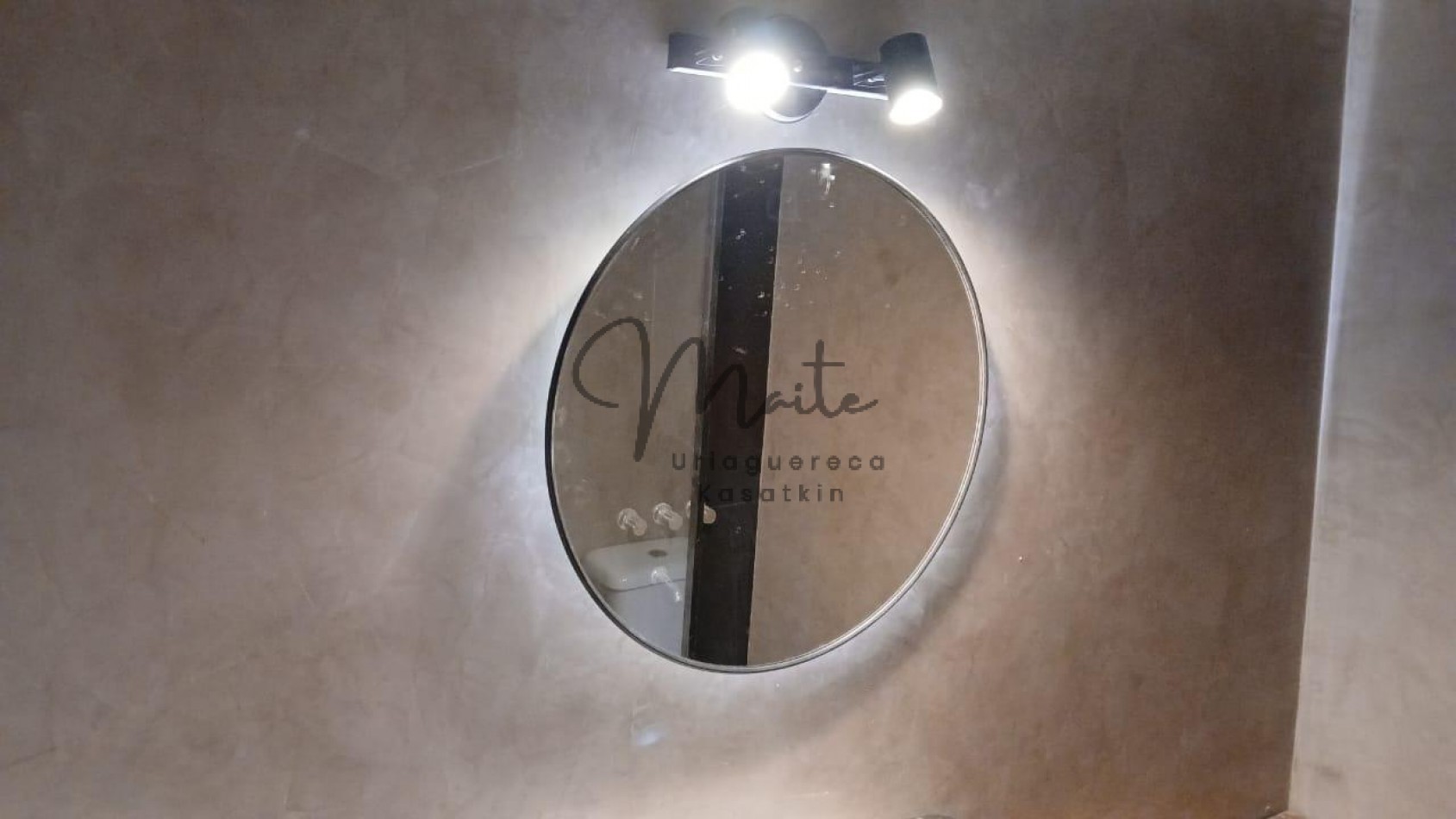 VENTA MONOAMBIENTEAL FRENTE CON BALCON  RECICLADO ZONA GUEMES 