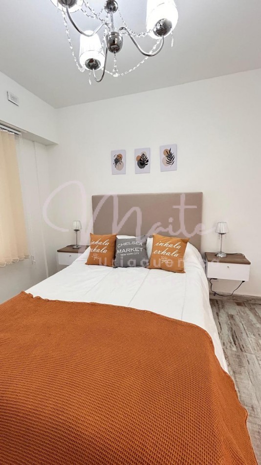 VENTA  DEPARTAMENTO 2 AMBIENTES CON DEPENDENCIA AL  FRENTE CON BALCON  RECICLADO ZONA CENTRO  OPCION COCHERA  