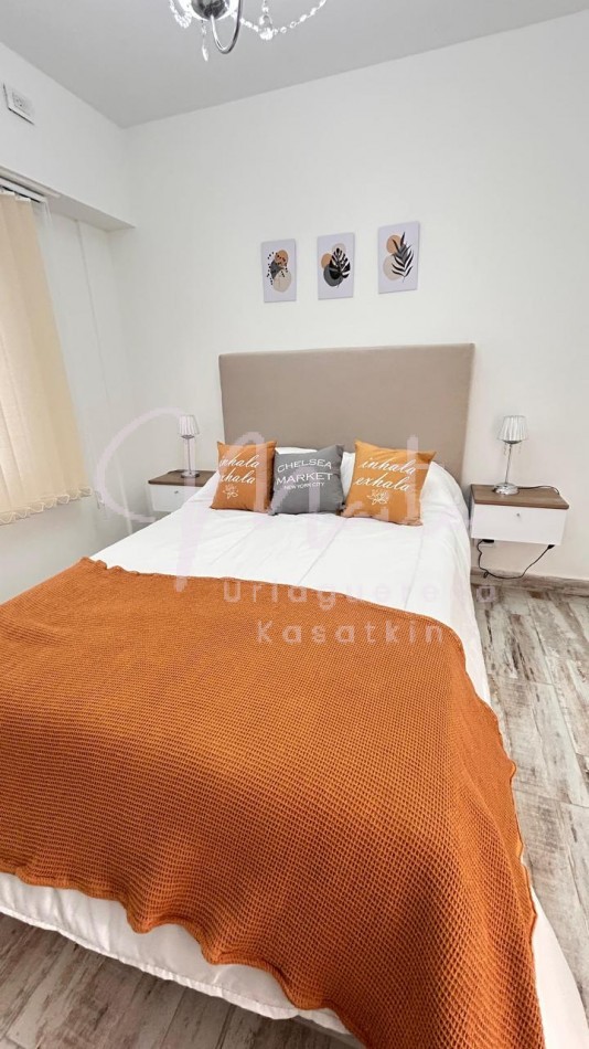 VENTA  DEPARTAMENTO 2 AMBIENTES CON DEPENDENCIA AL  FRENTE CON BALCON  RECICLADO ZONA CENTRO  OPCION COCHERA  