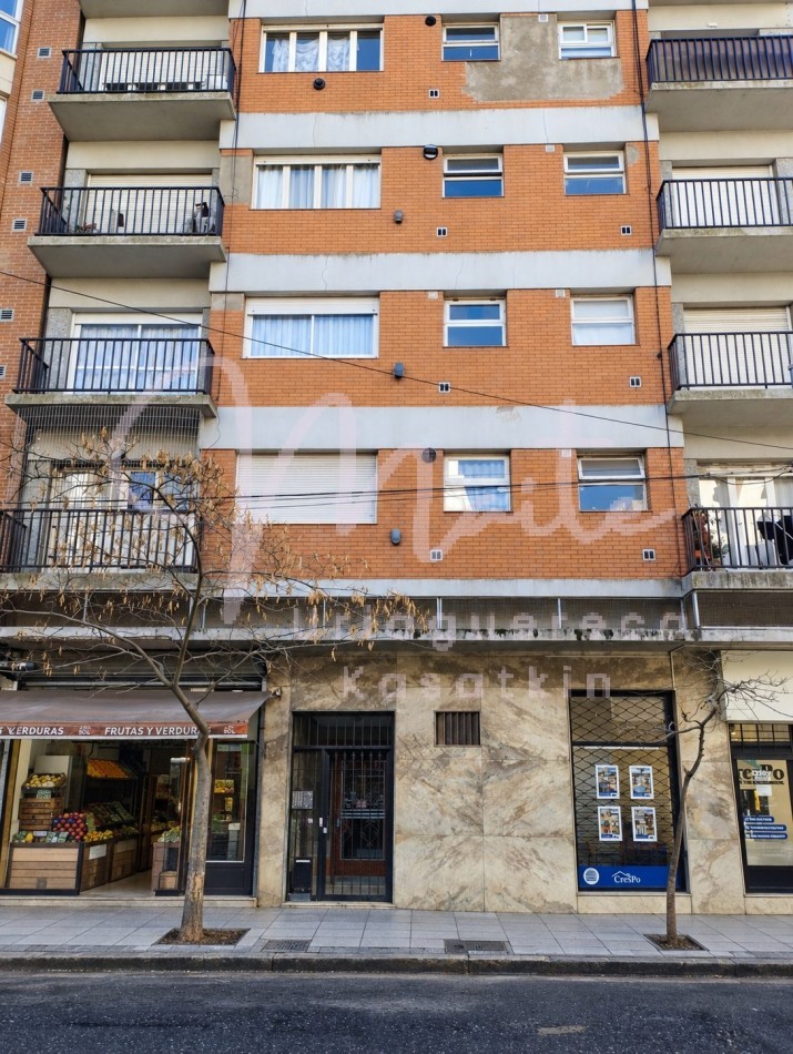 VENTA DEPARTAMENTO 3 AMBIENTES EXTERNO CON BALCON RECICLADO PLAZA MITRE 