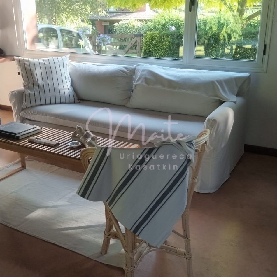 VENTA CASA 4 AMBIENTES ACANTILADOS 