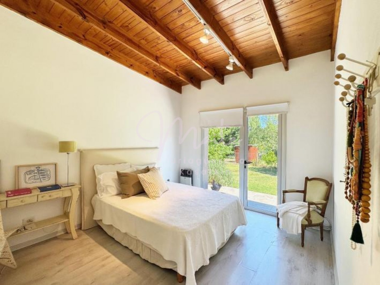 VENTA CASA 4 AMBIENTES ACANTILADOS 