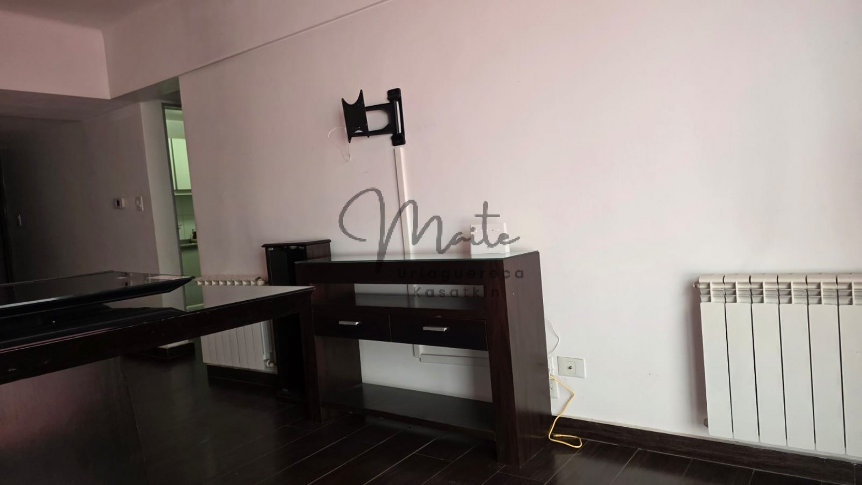 DEPARTAMENTO 3 AMBIENTES CON PATIO PLAZA MITRE 