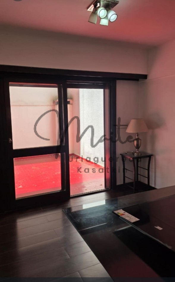 DEPARTAMENTO 3 AMBIENTES CON PATIO PLAZA MITRE 