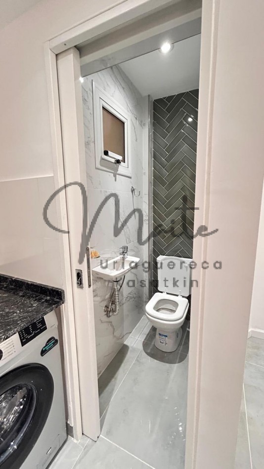 VENTA DEPARTAMENTO 3 AMBIENTES AL FRENTE CON BALCON RECICLADO ZONA CENTRO