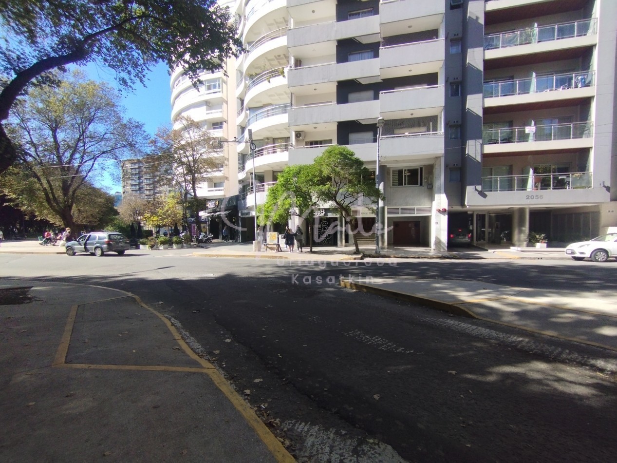 ALQUILER 24 MESES DEPARTAMENTO 2 AMBIENTES CON BALCON AL FRENTE ZONA CENTRO 