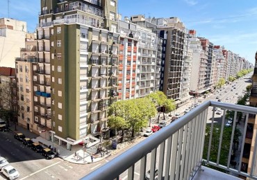 VENTA DEPARTAMENTO 3 AMBIENTES AL FRENTE CON BALCON RECICLADO ZONA PLAZA COLON