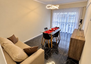 VENTA DEPARTAMENTO DOS AMBIENTESAL FRENTE CON BALCON RECICLADO CENTRO 