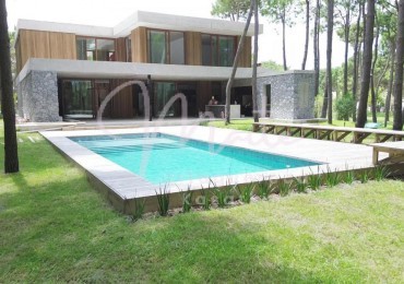VENTA CASA AMEGHINO 7 AMBIENTES A ESTRENAR PINAMAR NORTE 