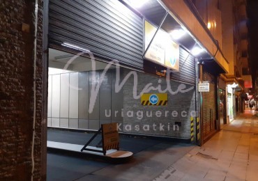 VENTA COCHERA FIJA ZONA CENTRO 