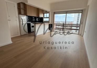 VENTA MONOAMBIENTEAL FRENTE CON BALCON  RECICLADO ZONA GUEMES 