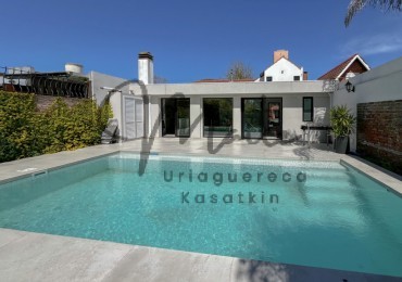 VENTA CASA 4 AMBIENTES LOS PINARES JARDIN PISCINA CLIMATIZADA 